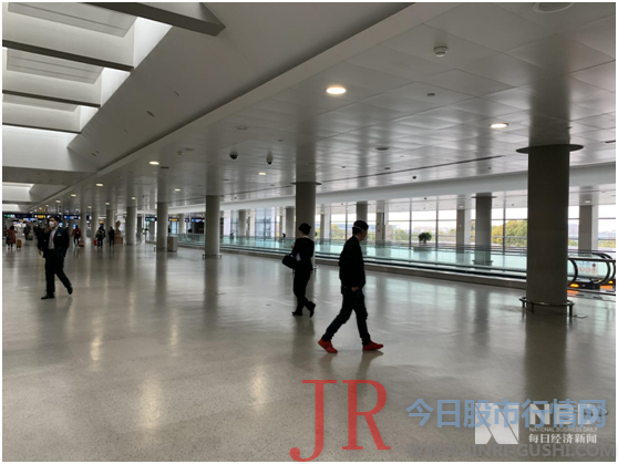 据上海 机场 (600009) 、白云 机场 (600004) 相关公告