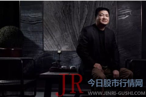 年仅31岁的黄其森怀揣着“打造中国第一豪宅别墅”的幻想