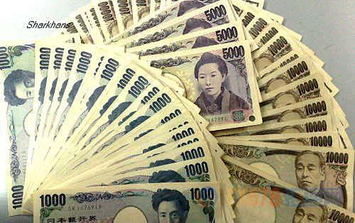 作为全球经济疲软时期首选避险货币的日元受益最多